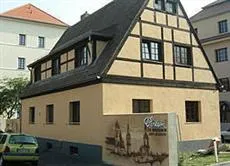 Hotel Pension Zu Dresden