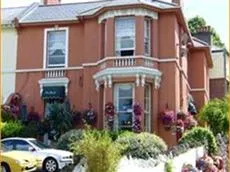 Westbank Guest HouseTorquay