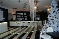 Black & White Hotel Myslenice