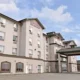 Ramada Inn & Suites Clairmont Grande Prairie