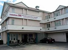 Everspring Inn