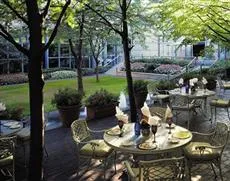 Four Seasons Hotel Philadelphia