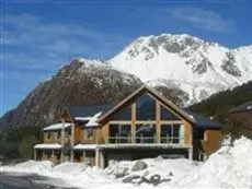 Aoraki Mount Cook Alpine Lodge