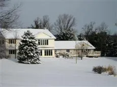 Moon Shadow Bed & Breakfast
