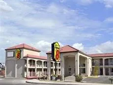 Super 8 Motel Hesperia