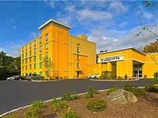 La Quinta Inn & Suites Danbury