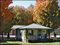 Perry's Motel & Cottages