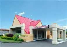 Econo Lodge Inn & Suites Binghamton