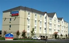 Candlewood Suites Medford