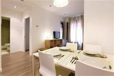 Apartamentos Med Ramblas