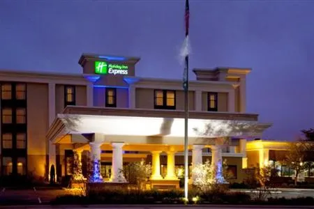 Holiday Inn Express Northwest Park