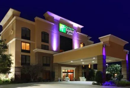 Holiday Inn Express & Suites Tyler South