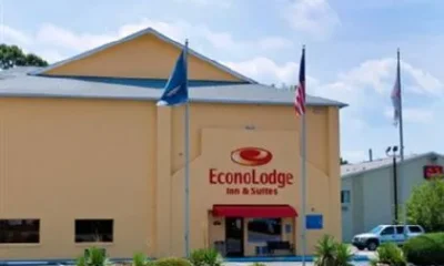 Econo Lodge Inn & Suites Virginia Beach