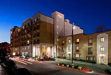 Residence Inn Kansas City Country Club Plaza