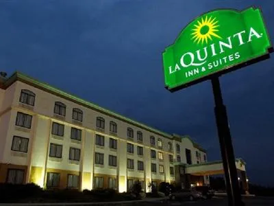 La Quinta Inn & Suites Sevierville