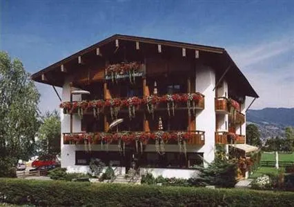 Hotel Pension Ostler