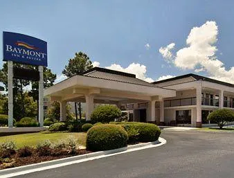 Baymont Inn & Suites Mobile