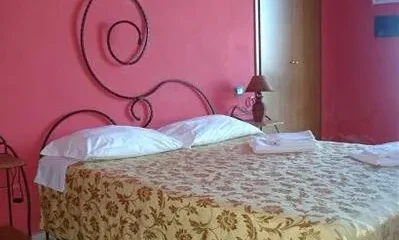 La Rosa Del Mare Bed & Breakfast Piraino