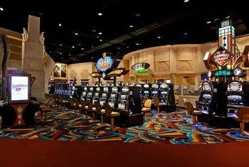 Hollywood Slots Hotel and Raceway