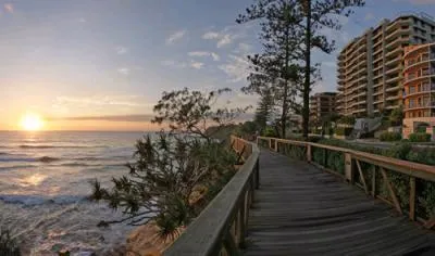 Clubb Coolum Beach