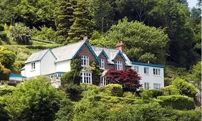 Pine Lodge Guest House Lynton