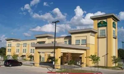 La Quinta Inn & Suites Austin Cedar Park Lakeline