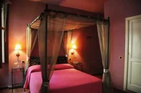 Le Stanze Di Santa Croce Bed & Breakfast Florence