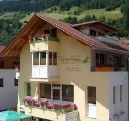 Rosmarin Apartmenthaus Neustift im Stubaital