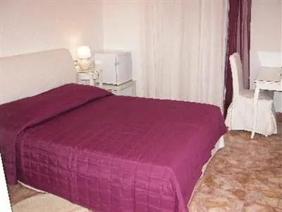 Angelini Bedrooms B&B Rome