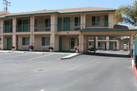 Oceano Inn