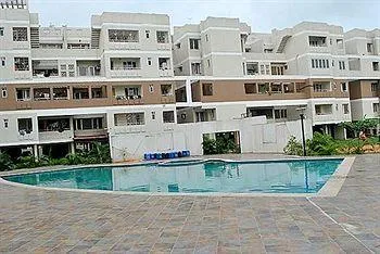 Nakshatra Elite - Thuraipakkam Hotel