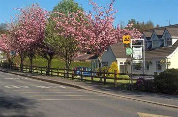 Cherrybrook Country Home