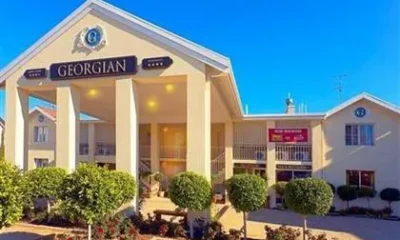 Comfort Inn & Suites Georgian