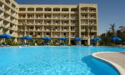 Grand Pyramids Hotel Cairo