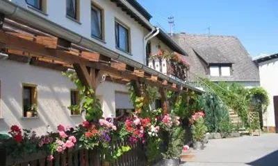 Gasthaus Tannengrun Pension Hotel Koblenz