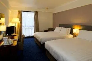 Croydon Park Hotel London