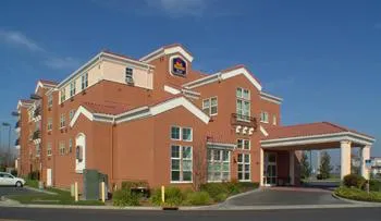 BEST WESTERN PLUS I-5 Inn & Suites