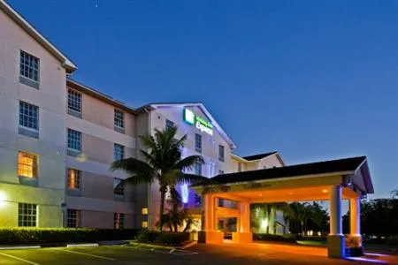 Holiday Inn Express Bonita Springs