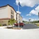 La Quinta Inn & Suites St. Petersburg Northeast