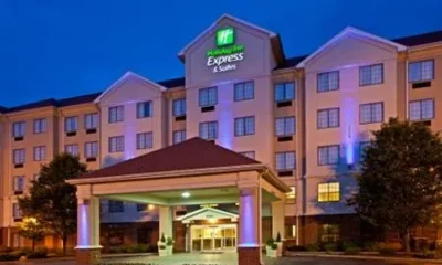 Holiday Inn Express and Suites Indianapolis East