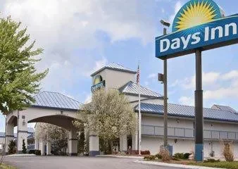Days Inn - Goodlettsville
