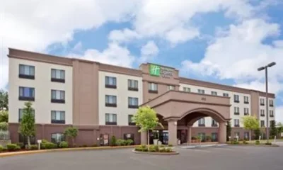 Holiday Inn Express Puyallup (Tacoma Area)