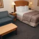 La Quinta Inn & Suites Islip/MacArthur Airport