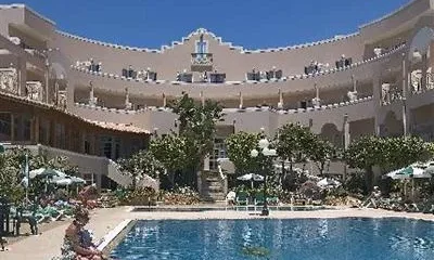 Hotel Belavista Da Luz Lagos