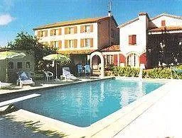 Hotel Ecusson Saint-Hilaire-de-Brethmas