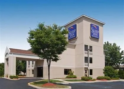 Sleep Inn & Suites Bensalem