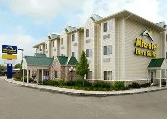 Microtel Inn & Suites Indianapolis Airport