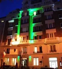 Holiday Inn Garden Court Paris Auteuil