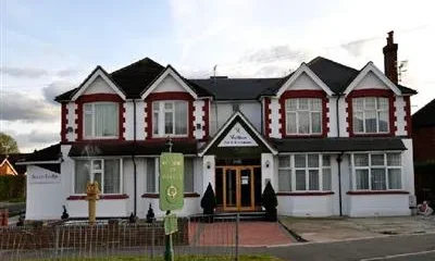 Acorn Lodge Gatwick