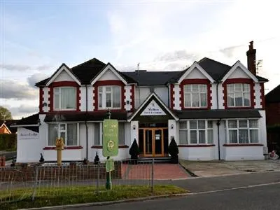 Acorn Lodge Gatwick